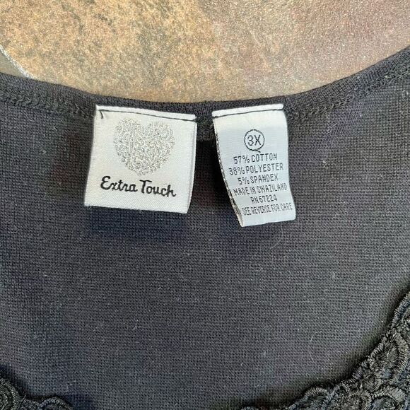 Extra Touch Women’s Black Tank Top Floral V-Neck Size 3X - Picture 7 of 8